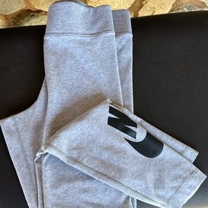 Nike leggings